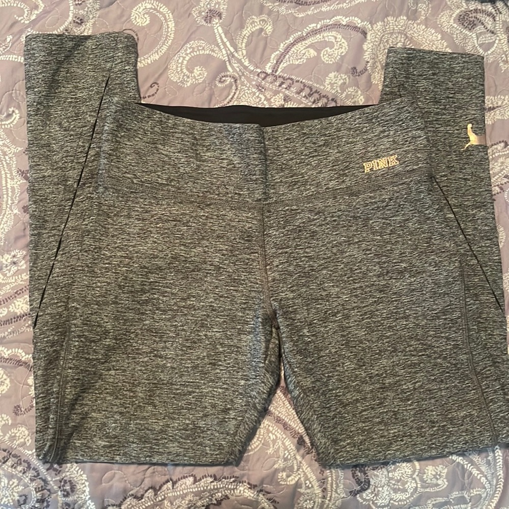 Pink capri leggings